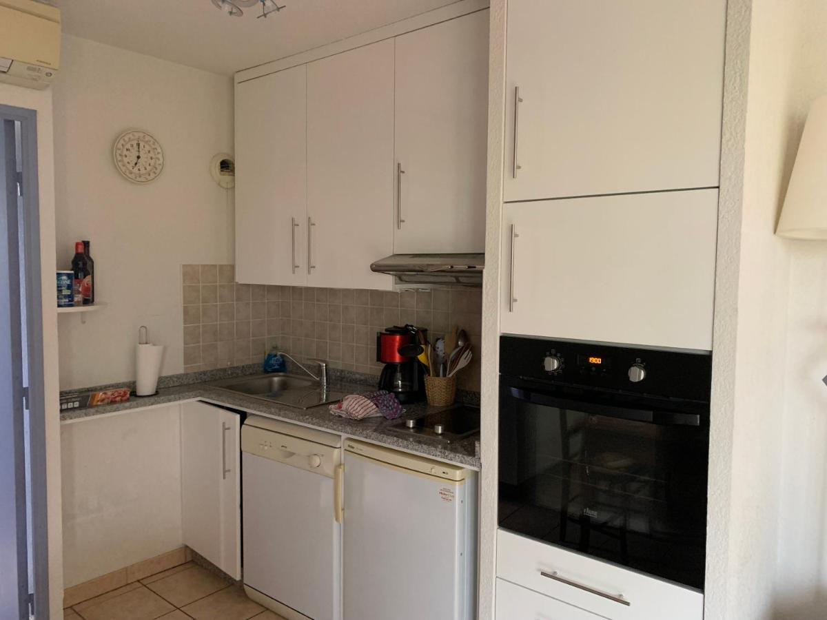 Appartement Dans Residence Avec Piscine Et Parking Uzès Eksteriør bilde