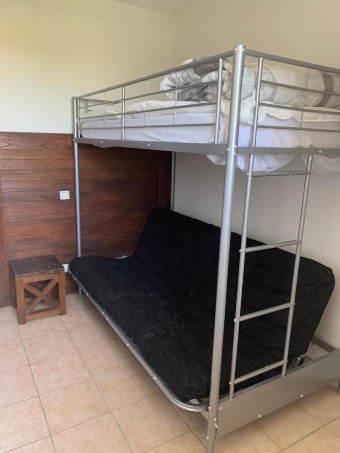 Appartement Dans Residence Avec Piscine Et Parking Uzès Eksteriør bilde